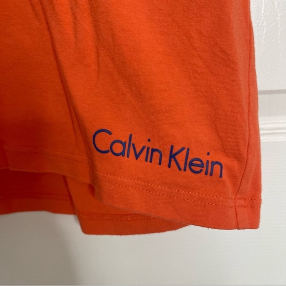 Calvin Klein CK orange vneck henley cotton tshirt XL - Picture 3 of 6